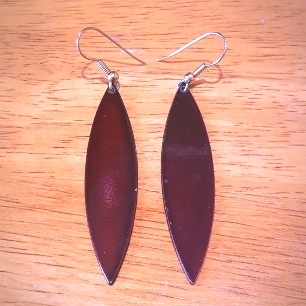 Nice 1/4"  brown open wire earrings EUC.